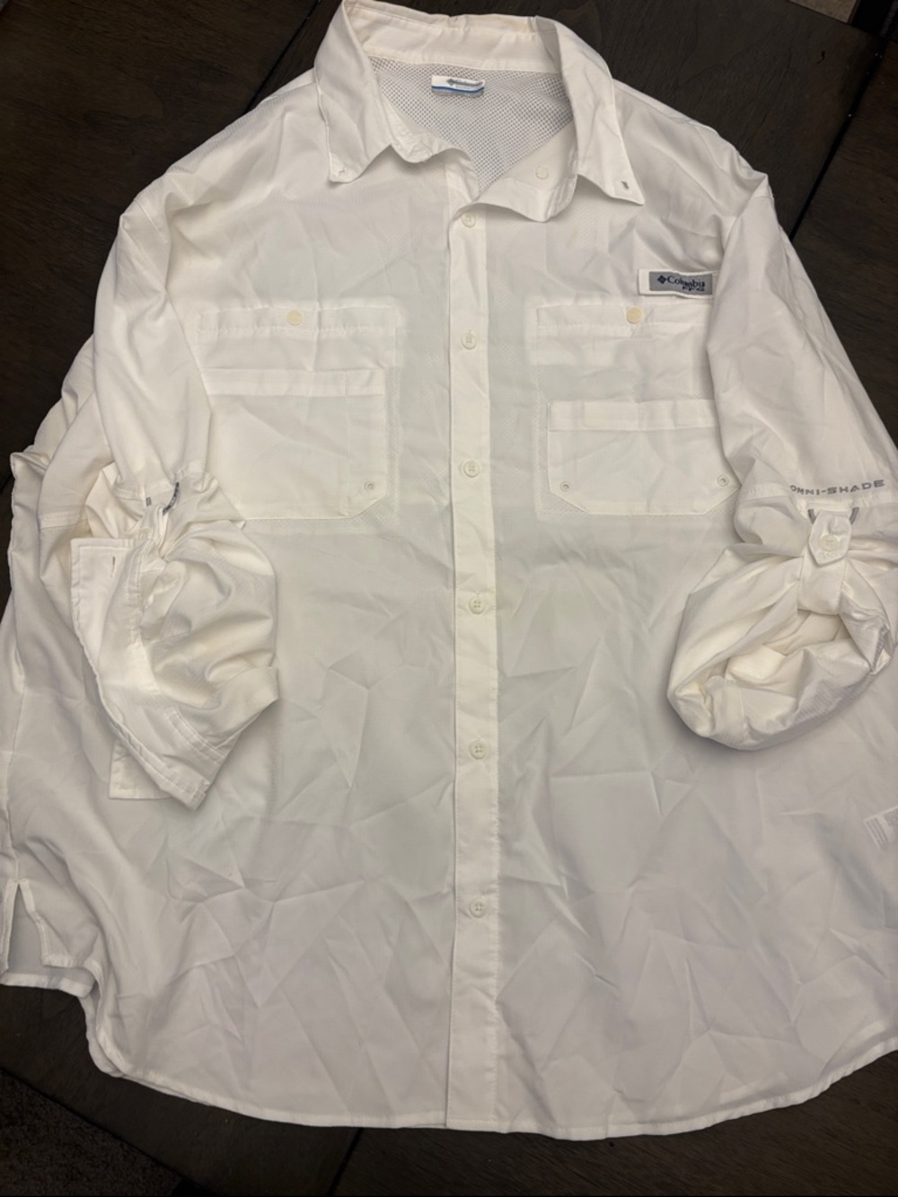 Columbia Men’s White Long-Sleeve Omni-Shade Button-Down Shirt